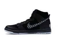 Фото № 3 с приближением к товару «‎Nike SB Dunk High Black Bar»