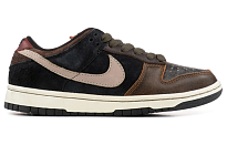 Фото № 2 с приближением к товару «‎Nike SB Dunk Low Premium "Strummer" Sneakers BlackBrown»