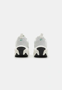 Фото № 3 с приближением к товару «‎AIR MAX PORTAL»