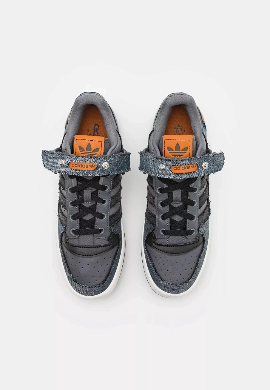 Фото № 4 с приближением к товару «‎FORUM LOW UNISEX»