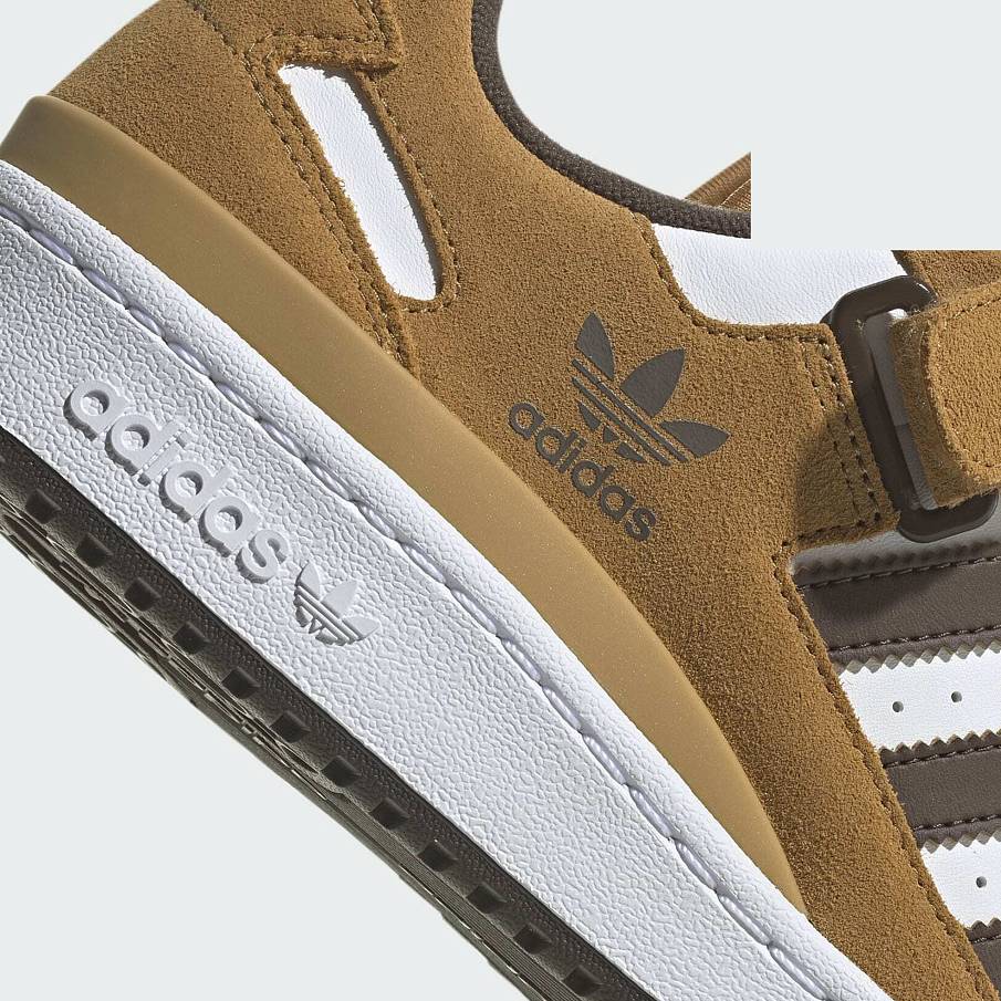Фото № 4 с приближением к товару «‎Adidas Forum »