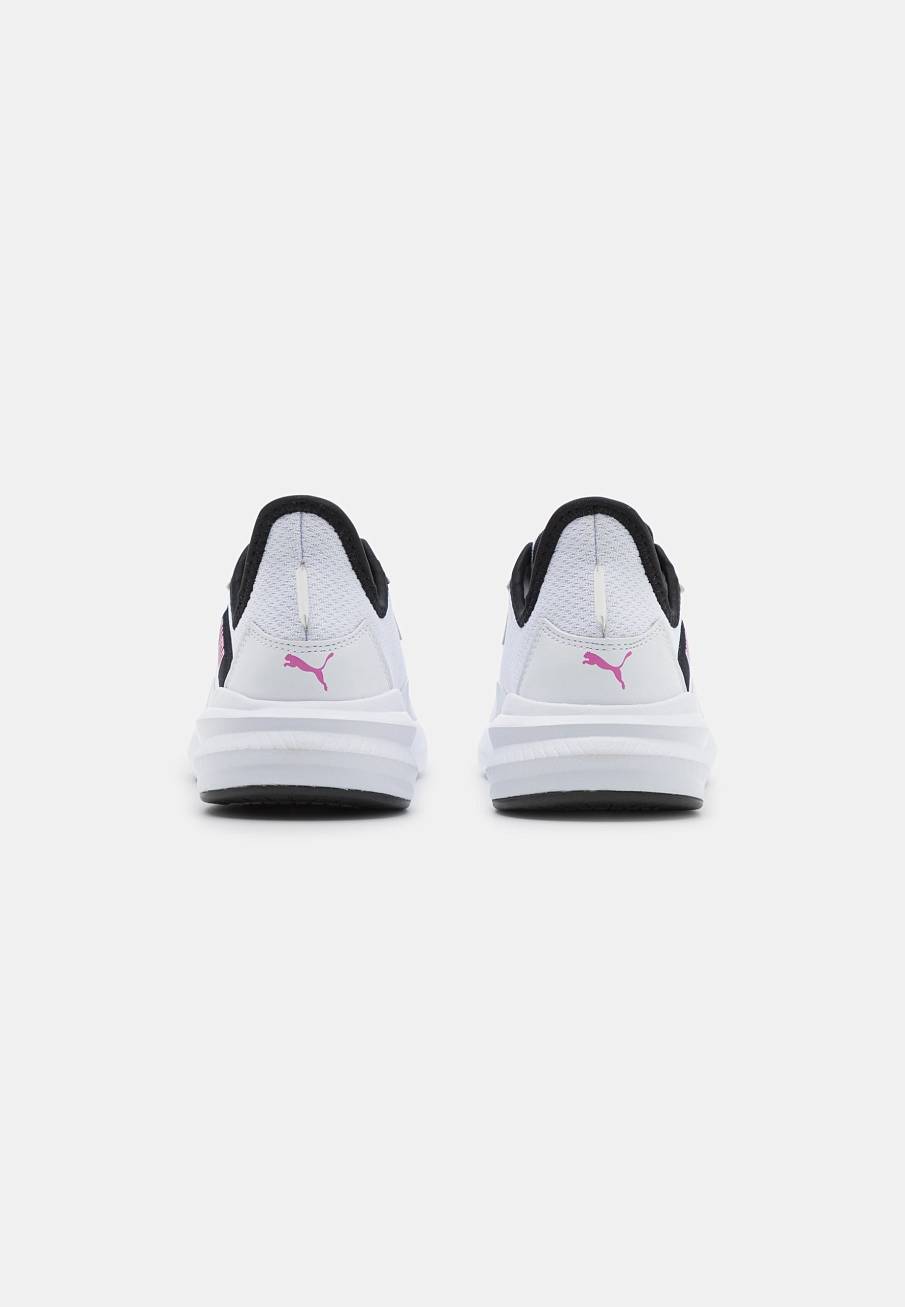 Фото № 2 с приближением к товару «‎Puma Platinum Shimmer»