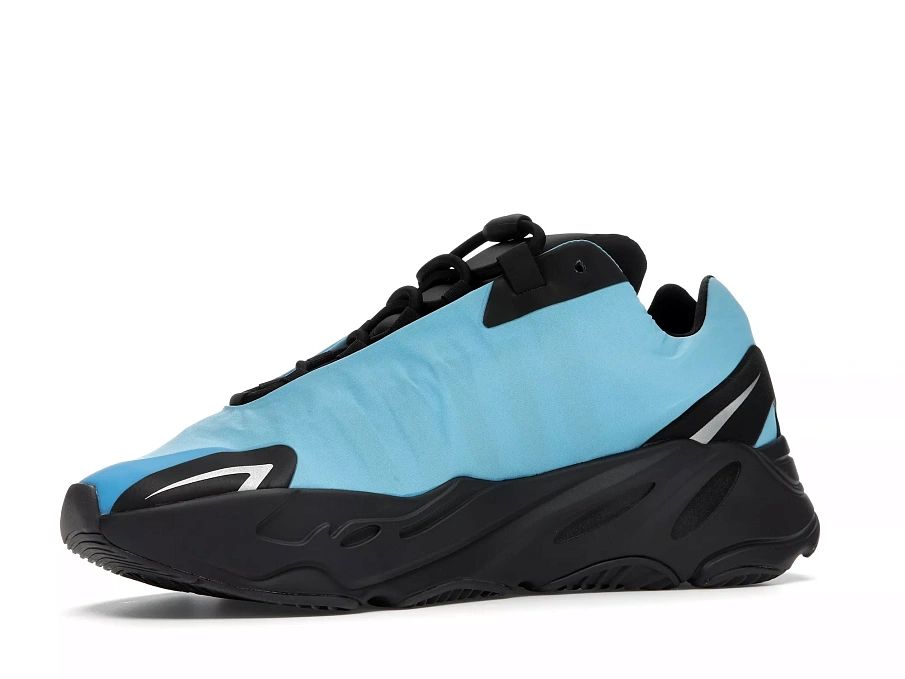 Фото № 6 с приближением к товару «‎adidas Yeezy Boost 700 MNVN Bright Cyan»