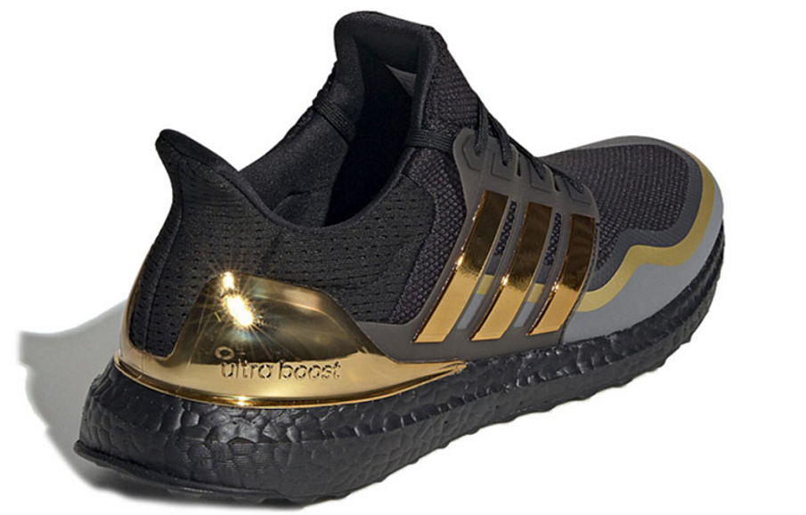 Фото № 4 с приближением к товару «‎adidas UltraBoost 'Metallic Gold' BlackGold»