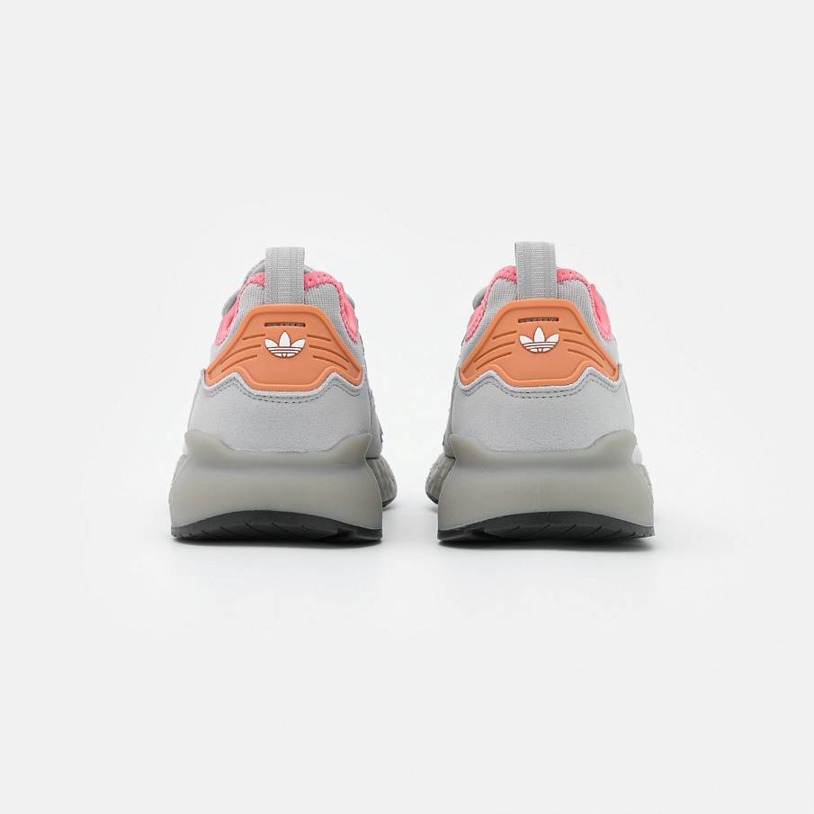 Фото № 4 с приближением к товару «‎Adidas ZX 2K Boost »