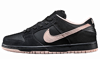 Фото № 1 с приближением к товару «‎Nike SB Dunk Low Skate shoes Black Coral»