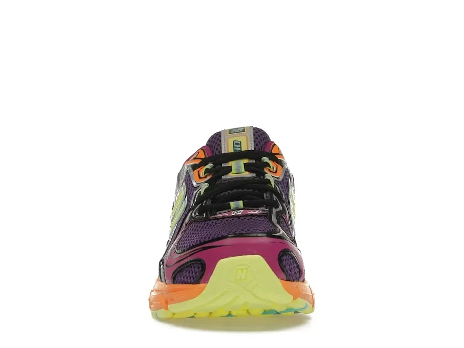 Фото № 2 с приближением к товару «‎New Balance 740v2»