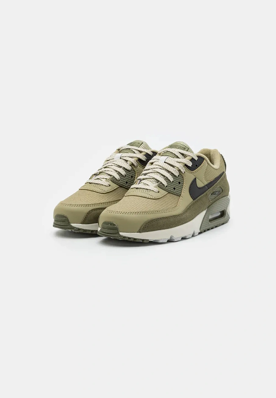 Фото № 2 с приближением к товару «‎AIR MAX 90»