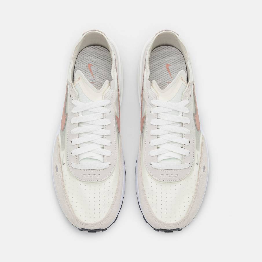 Фото № 5 с приближением к товару «‎Nike Waffle One »