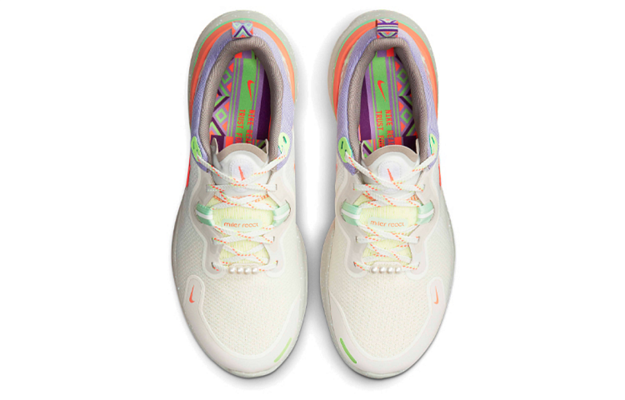 Фото № 4 с приближением к товару «‎Nike Wmns React Miler WhiteOrange»