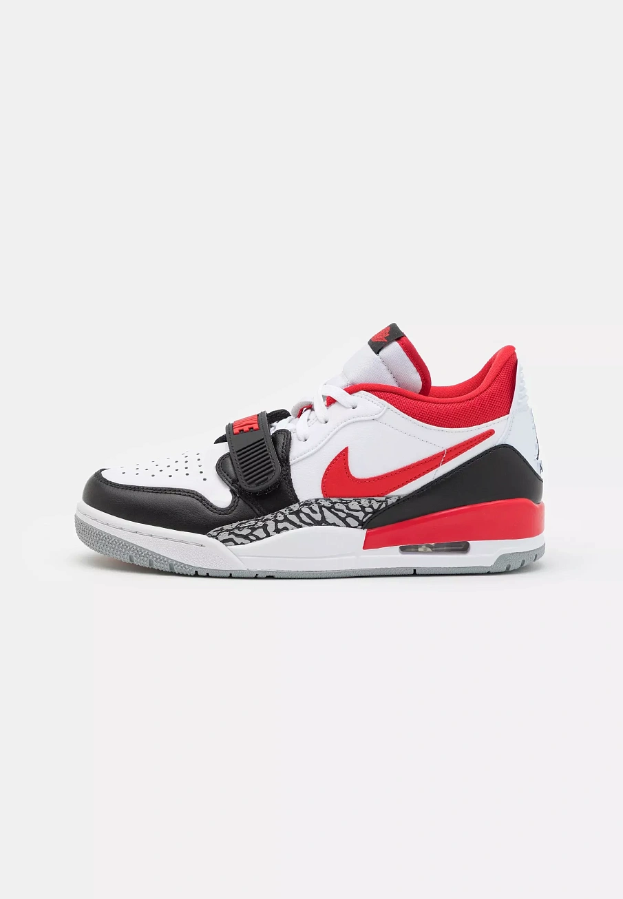 Фото № 1 с приближением к товару «‎AIR JORDAN LEGACY 312»