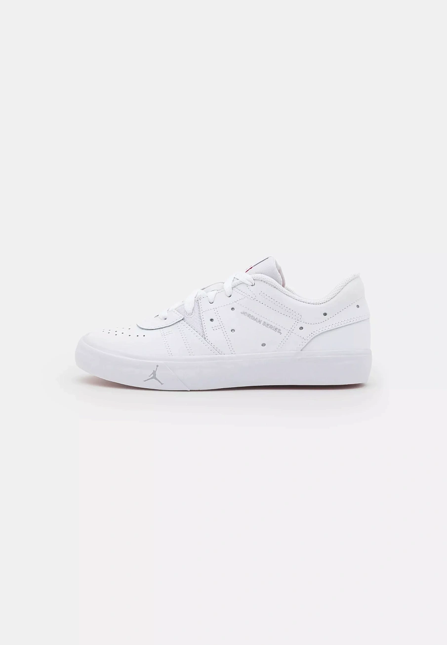 Фото № 4 с приближением к товару «‎WMNS JORDAN SERIES ES»