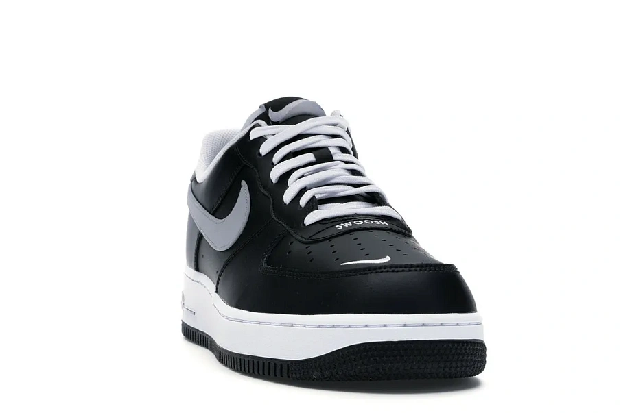 Фото № 2 с приближением к товару «‎Nike Air Force 1 Low Swoosh Pack Black»