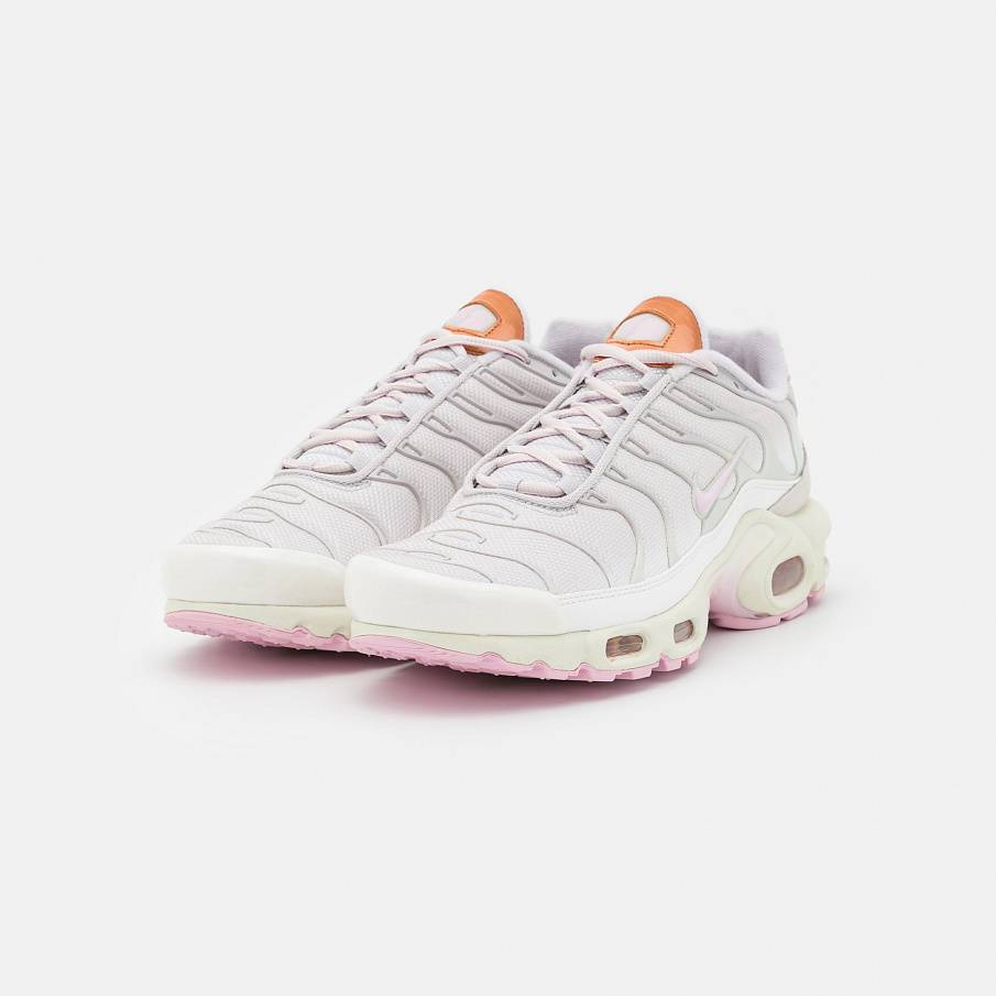 Фото № 2 с приближением к товару «‎Nike Air Max Plus »