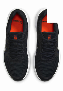 Фото № 3 с приближением к товару «‎Nike»