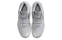 Фото № 4 с приближением к товару «‎Nike KD Trey 5 VIII 'Metallic Silver Gold'»