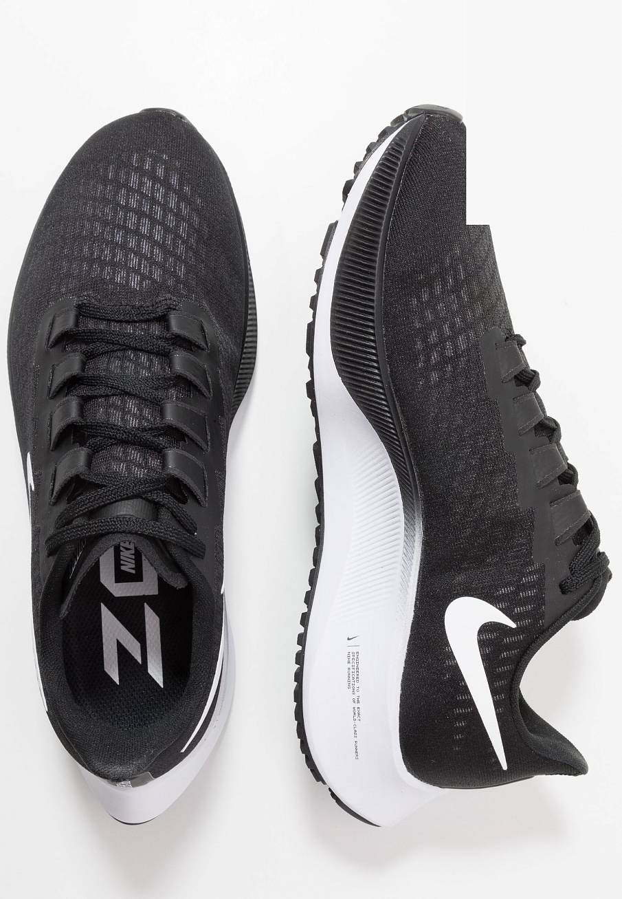 Фото № 2 с приближением к товару «‎Nike Air Zoom Pegasus 37»