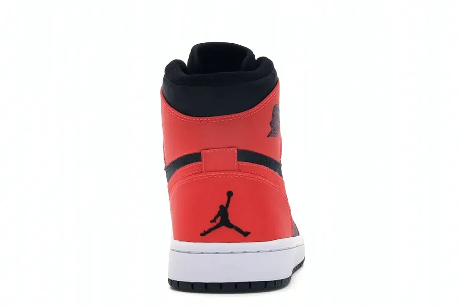 Фото № 4 с приближением к товару «‎Jordan 1 Retro Max Orange»