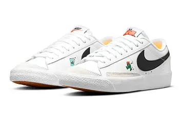 Nike Blazer Low '77 (Gs) Skate Shoes White Black - 3