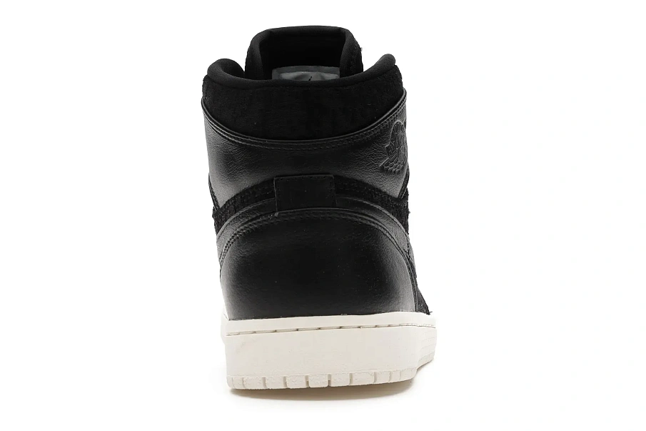 Фото № 4 с приближением к товару «‎Jordan 1 Retro High Black Sail »