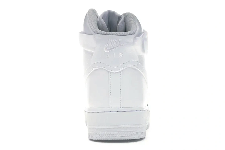 Фото № 4 с приближением к товару «‎Nike Air Force 1 High White»