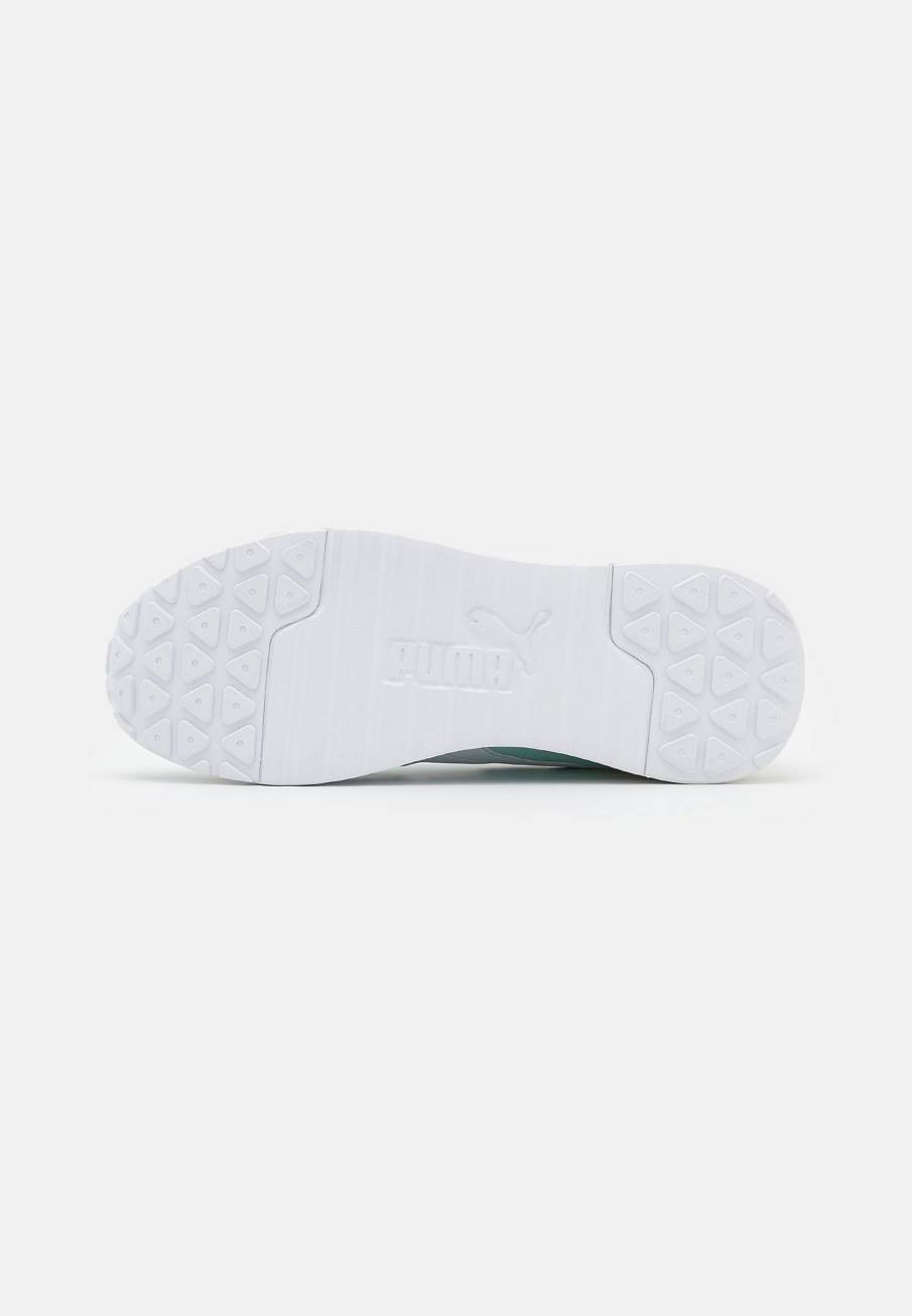 Фото № 5 с приближением к товару «‎Puma R78 Voyage »