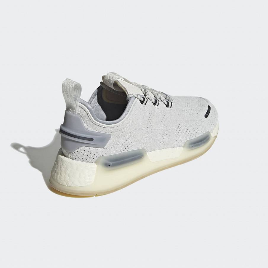 Фото № 4 с приближением к товару «‎Adidas Nmd V3 »