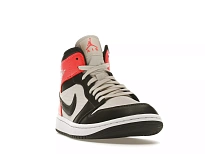 Фото № 3 с приближением к товару «‎Jordan 1 Mid Newsprint Light Orewood Brown »