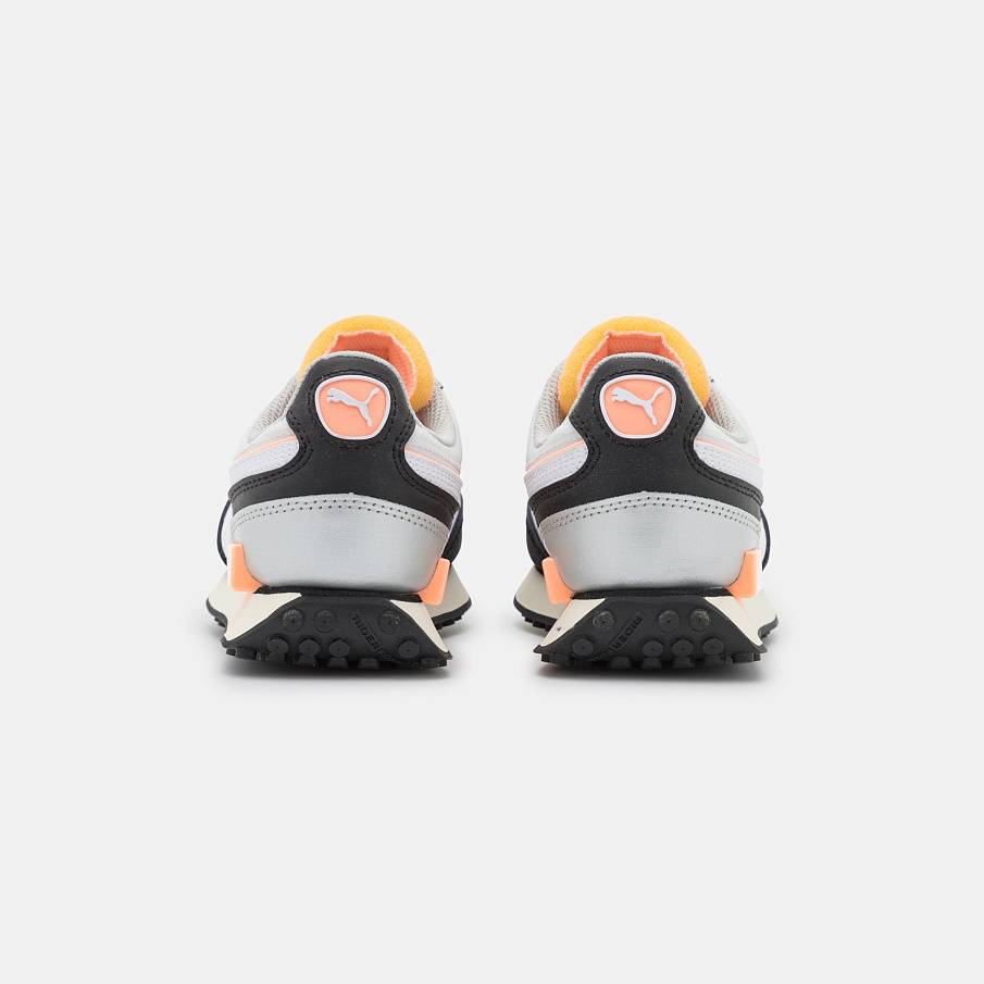 Фото № 4 с приближением к товару «‎Puma Future Rider Double Tech »