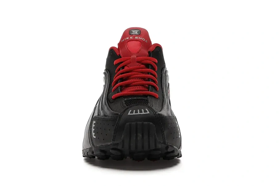 Фото № 2 с приближением к товару «‎Nike Shox R4 Black Metallic Silver Red»