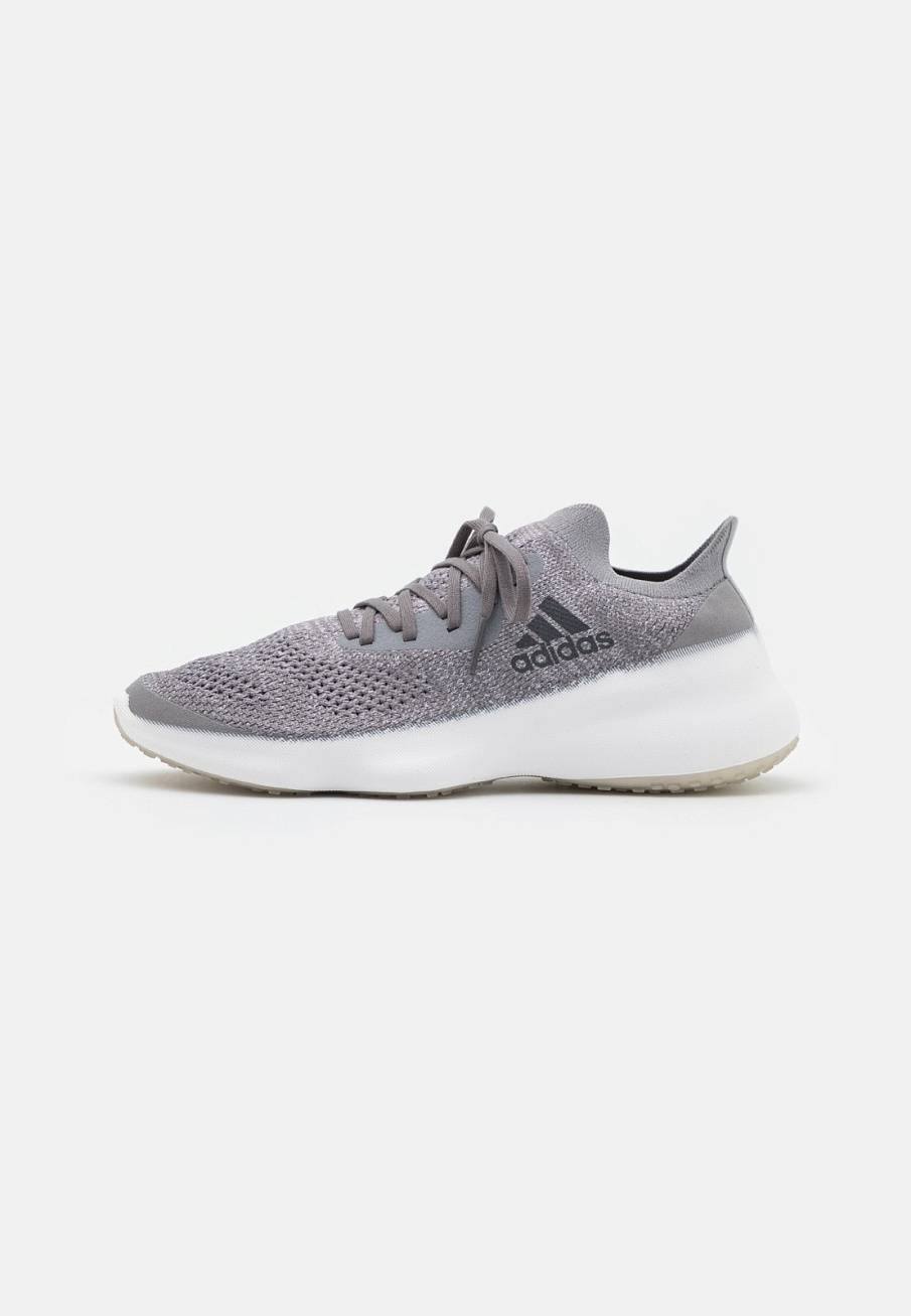 Фото № 1 с приближением к товару «‎Adidas Futurenatural»