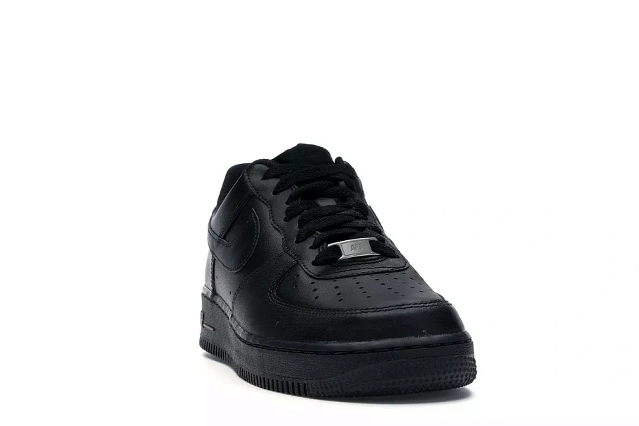 Фото № 2 с приближением к товару «‎Nike Air Force 1 Low '07 Black Black»