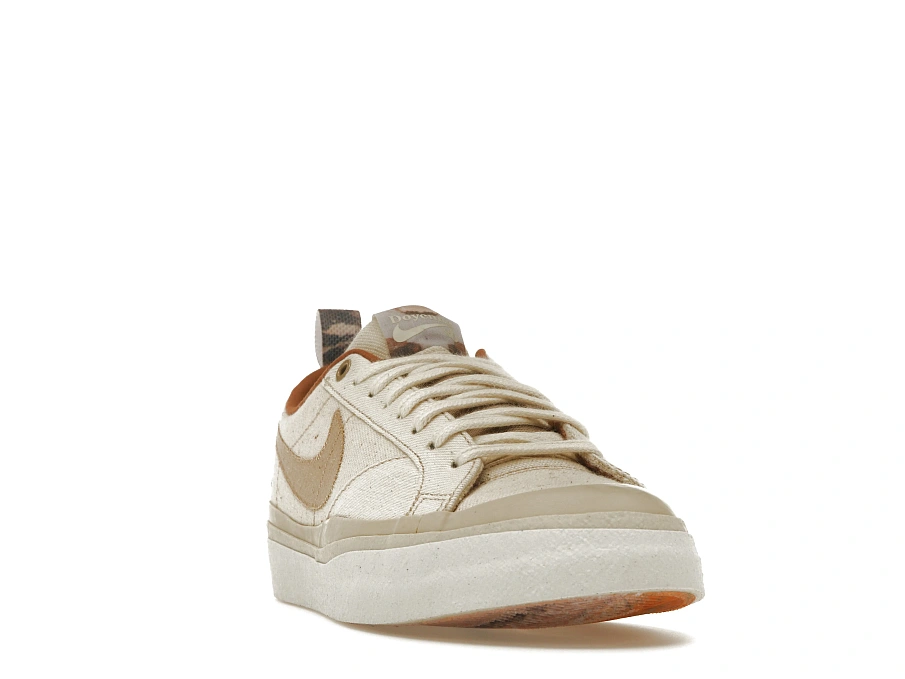 Фото № 3 с приближением к товару «‎Nike SB Blazer Low Doyenne Skateboards»