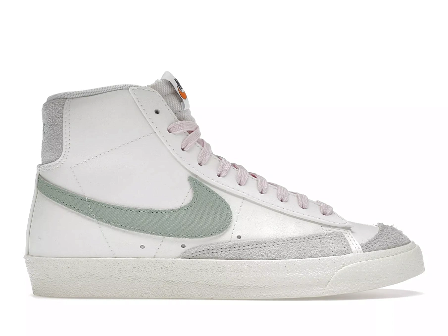 Фото № 1 с приближением к товару «‎Nike Blazer Mid 77 Premium Certified Fresh»