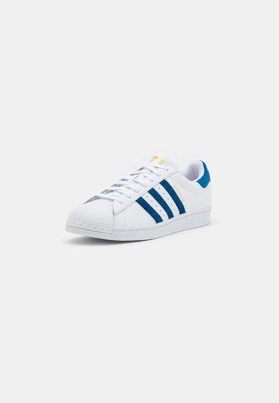Фото № 2 с приближением к товару «‎Adidas Superstar »