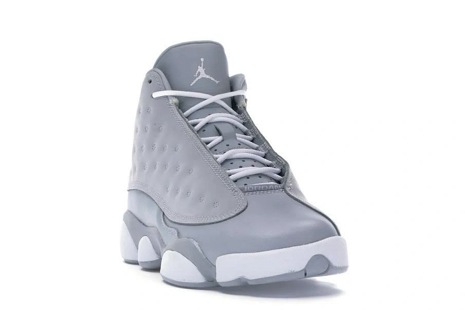 Фото № 2 с приближением к товару «‎Jordan 13 Retro Wolf Grey Deadly Pink »