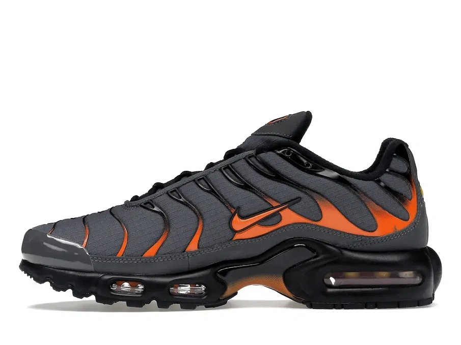 Фото № 3 с приближением к товару «‎Nike Air Max Plus Grey Orange (2022)»