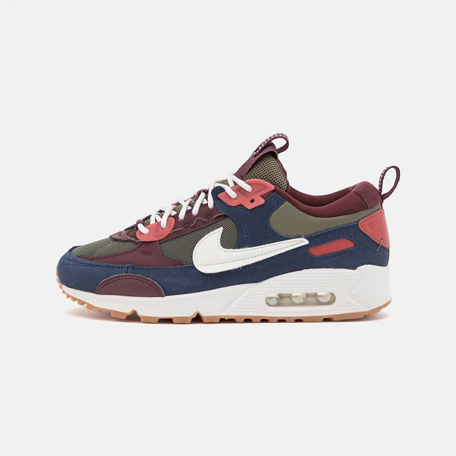 Фото № 1 с приближением к товару «‎Nike W Air Max 90 Futura »