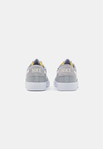 Фото № 3 с приближением к товару «‎Nike Blazer »