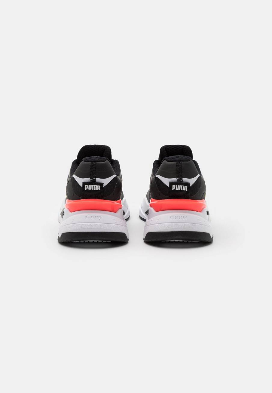 Фото № 3 с приближением к товару «‎Puma Rs-Fast Tech »