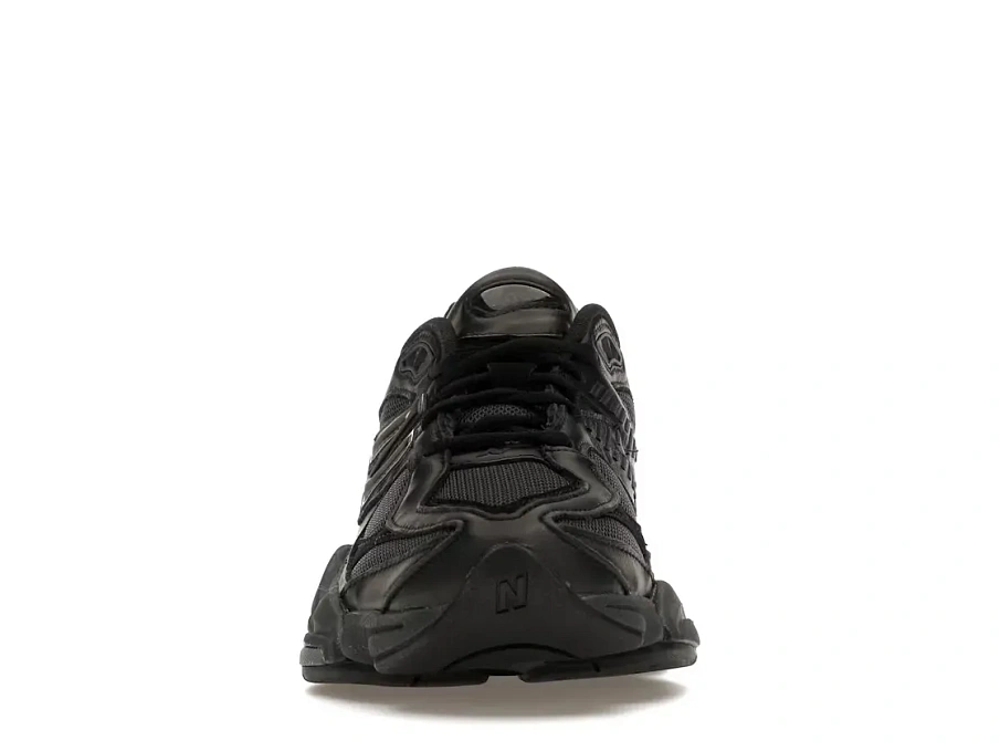 Фото № 2 с приближением к товару «‎New Balance 9060»