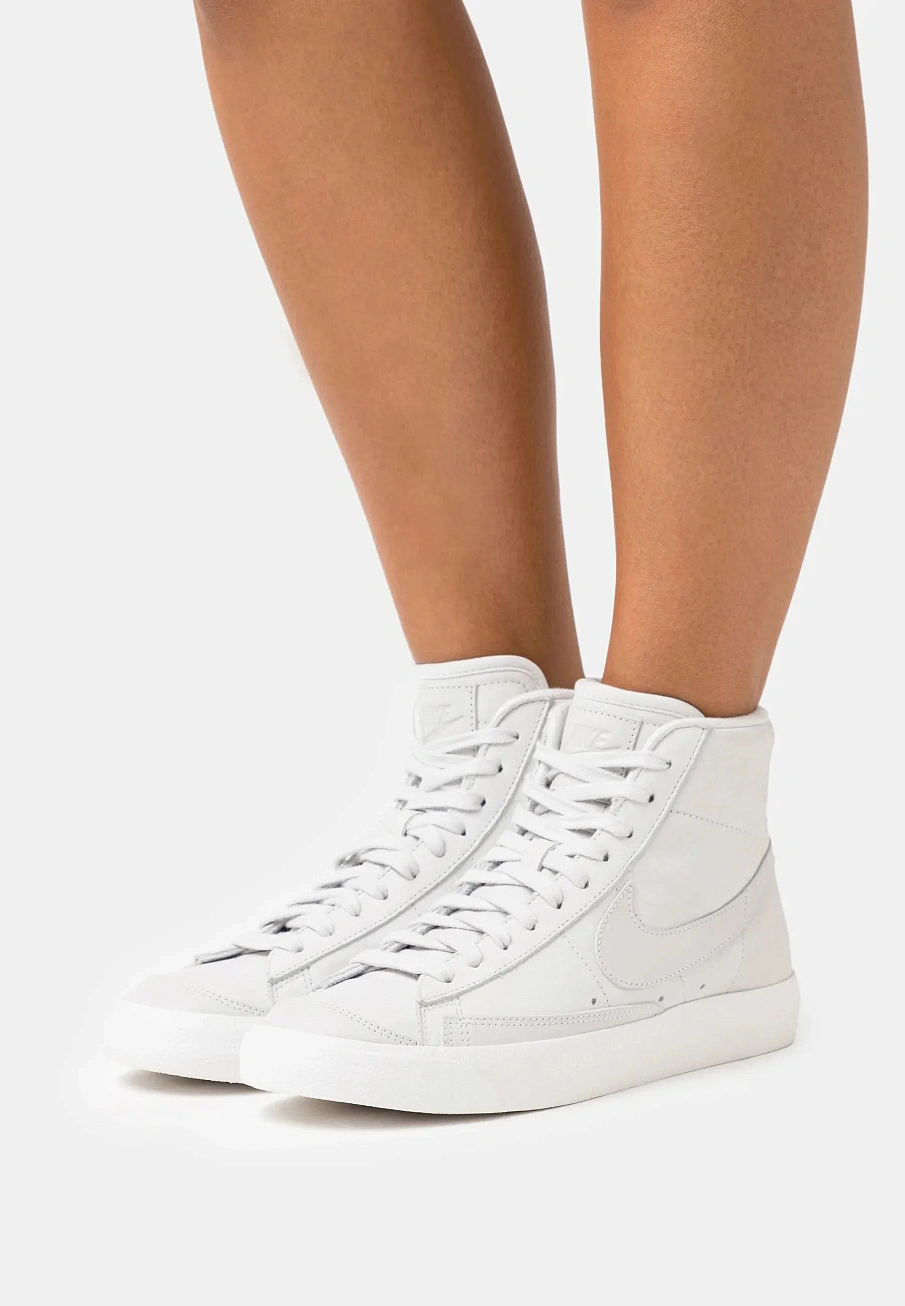 Фото № 1 с приближением к товару «‎Кроссовки Nike SPNI111A16F-C12-N»