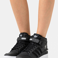 Фото № 2 с приближением к товару «‎Adidas Forum »