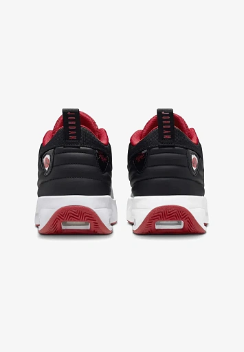 JORDAN MAX AURA 6 - 4