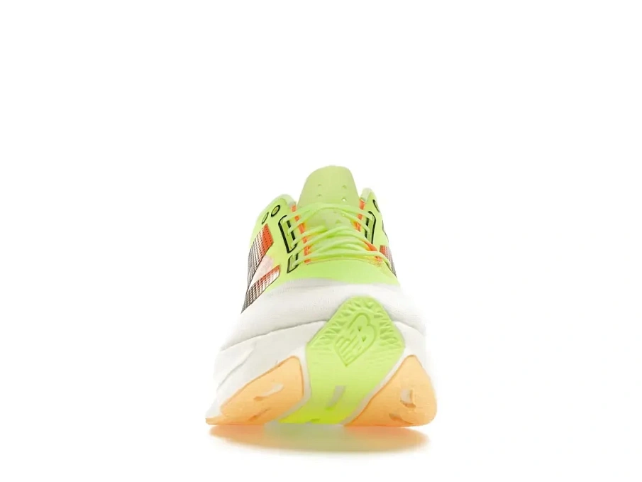 Фото № 2 с приближением к товару «‎New Balance FuelCell SuperComp Elite v4»