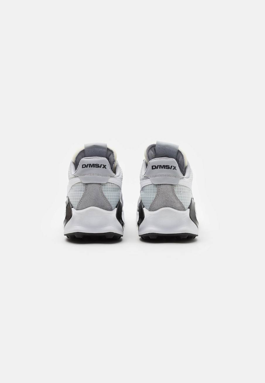 Фото № 3 с приближением к товару «‎Nike D/ms/x Waffle »