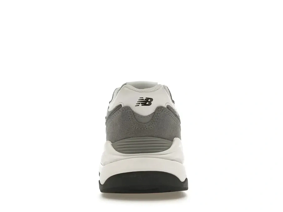 Фото № 4 с приближением к товару «‎New Balance 57/40»