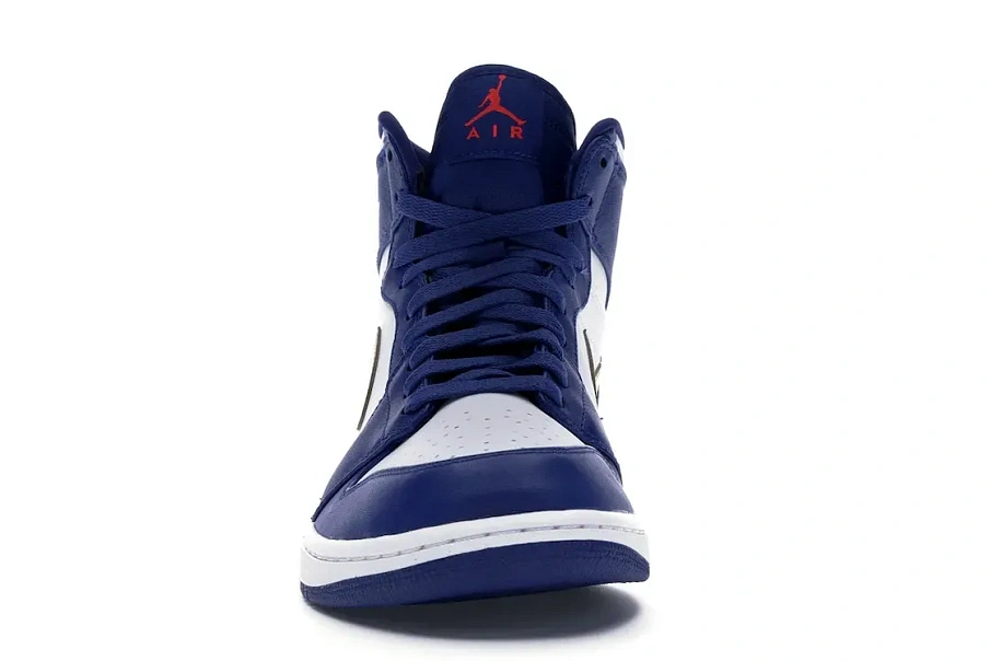 Фото № 2 с приближением к товару «‎Jordan 1 Retro Gold Medal»