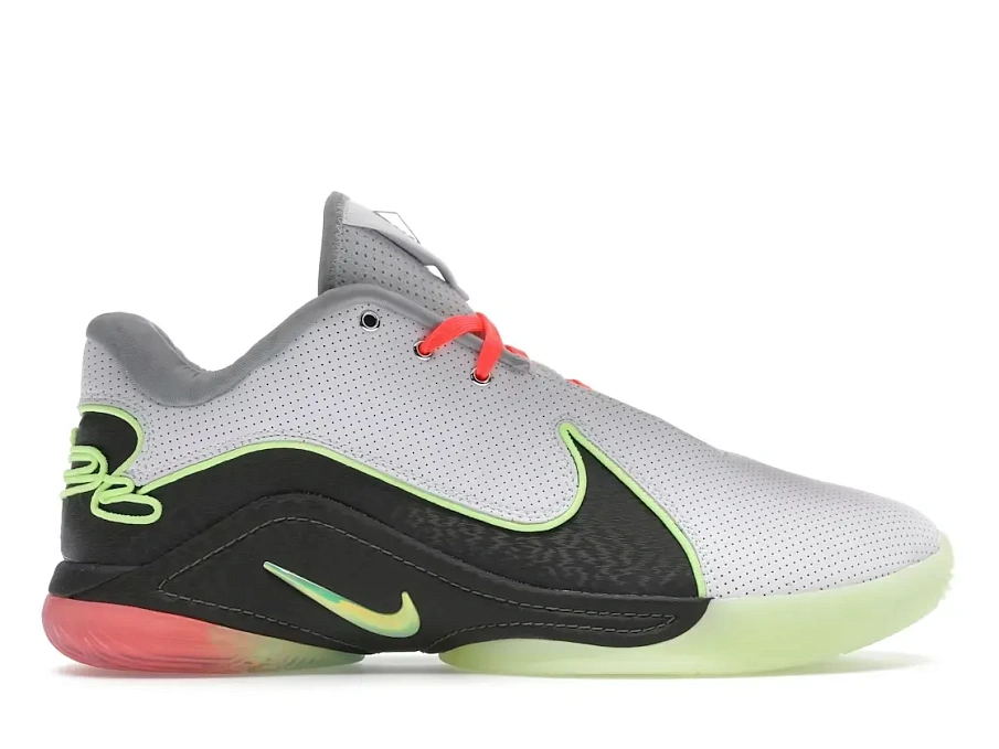 Фото № 1 с приближением к товару «‎Nike LeBron 22»
