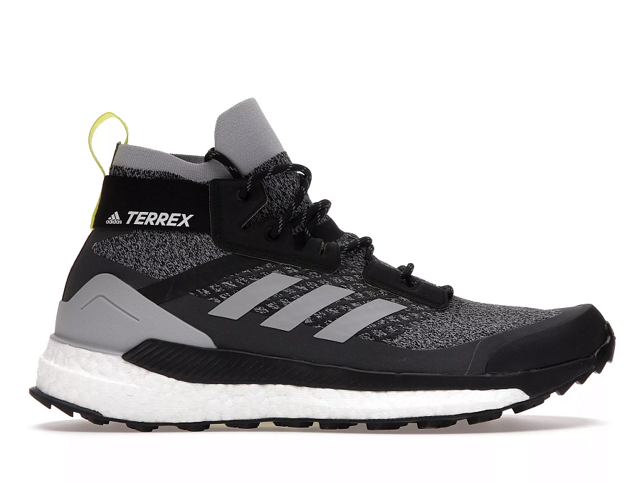 Фото № 1 с приближением к товару «‎adidas Terrex Free Hiker Primeblue Halo Silver»